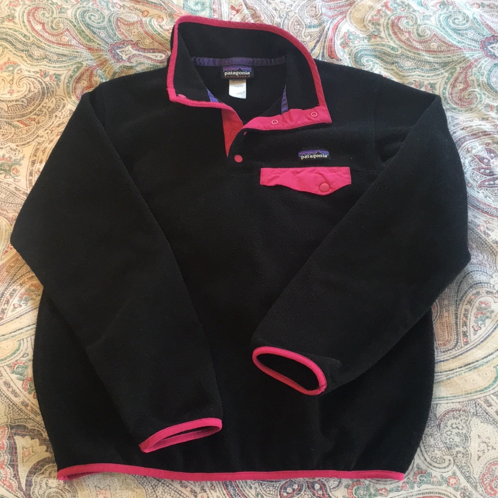 Patagonia synchilla snap-T pullover black and pink